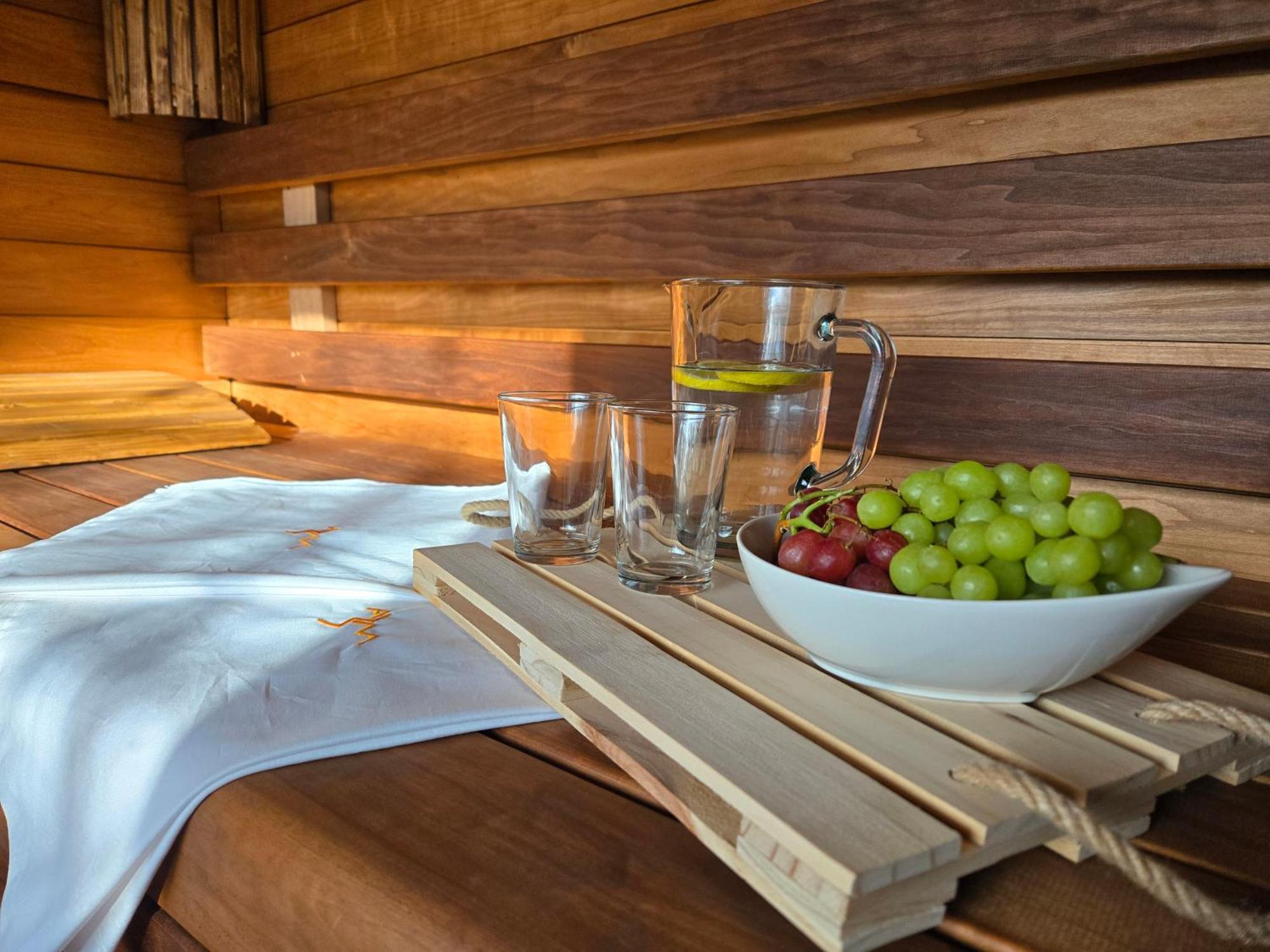Apartmánový Dom Kriváň Bešeňová Esterno foto