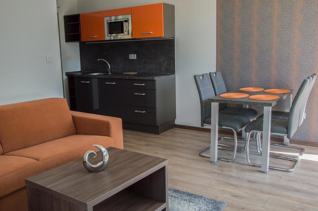 Apartmánový Dom Kriváň Bešeňová Esterno foto