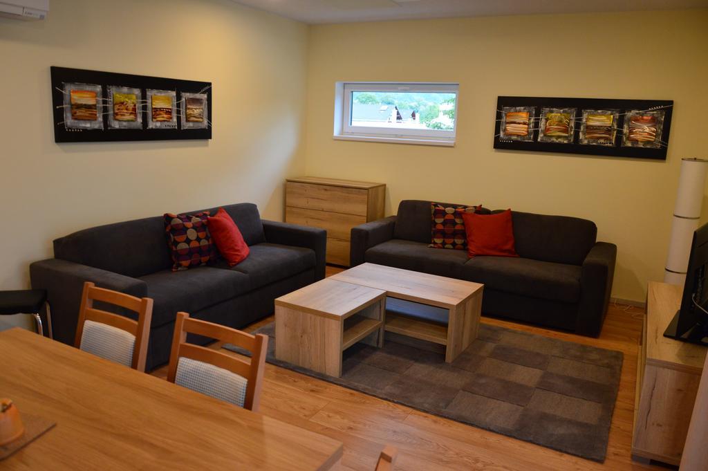 Apartmánový Dom Kriváň Bešeňová Esterno foto