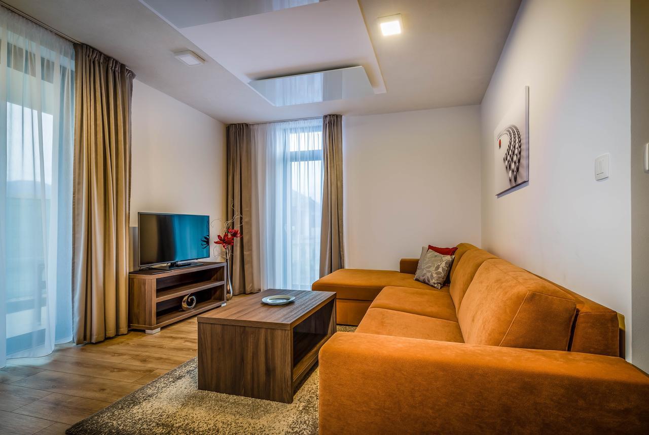 Apartmánový Dom Kriváň Bešeňová Esterno foto